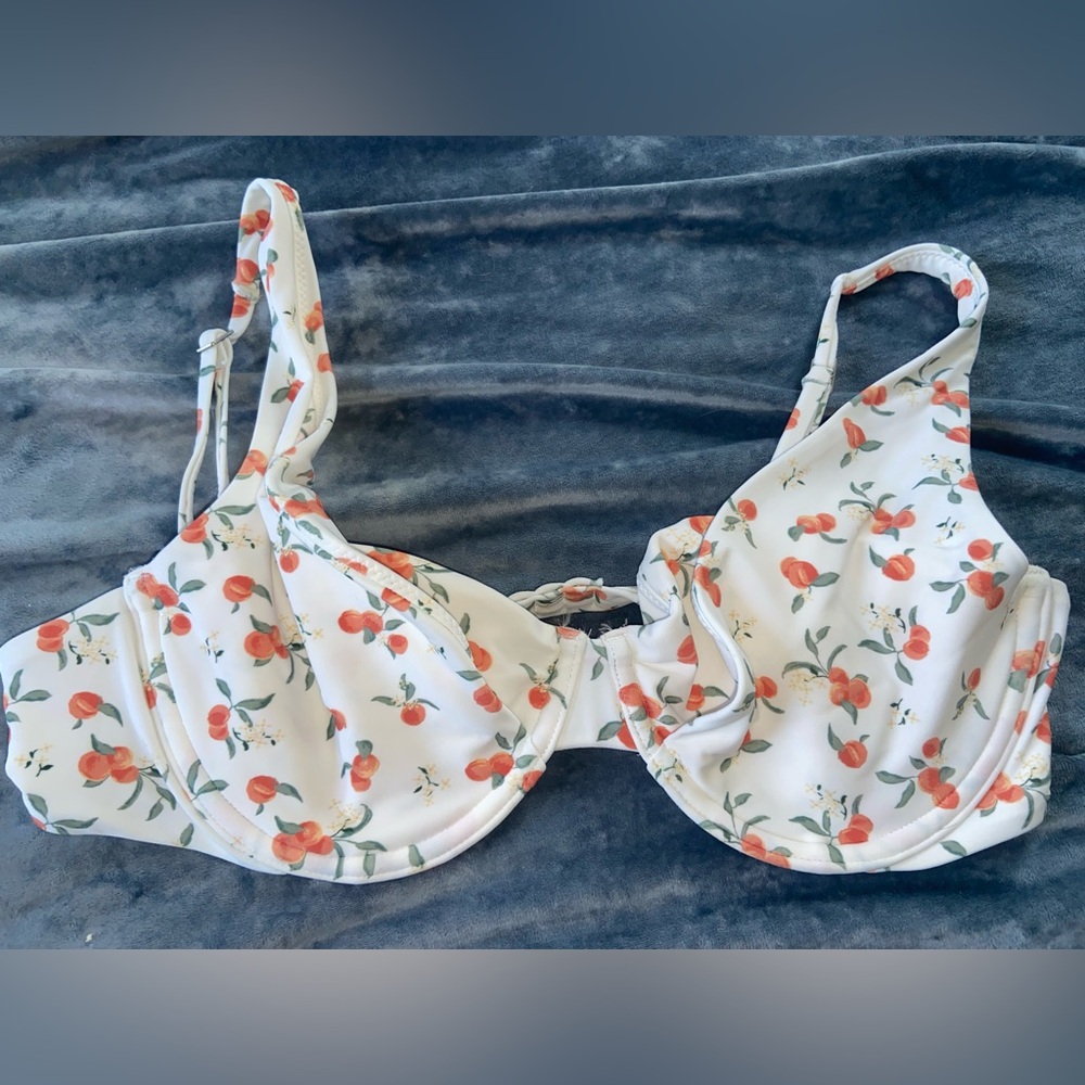 Abercrombie & Fitch White and Orange Peach Bikini Top